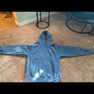blue champion hoodie size small